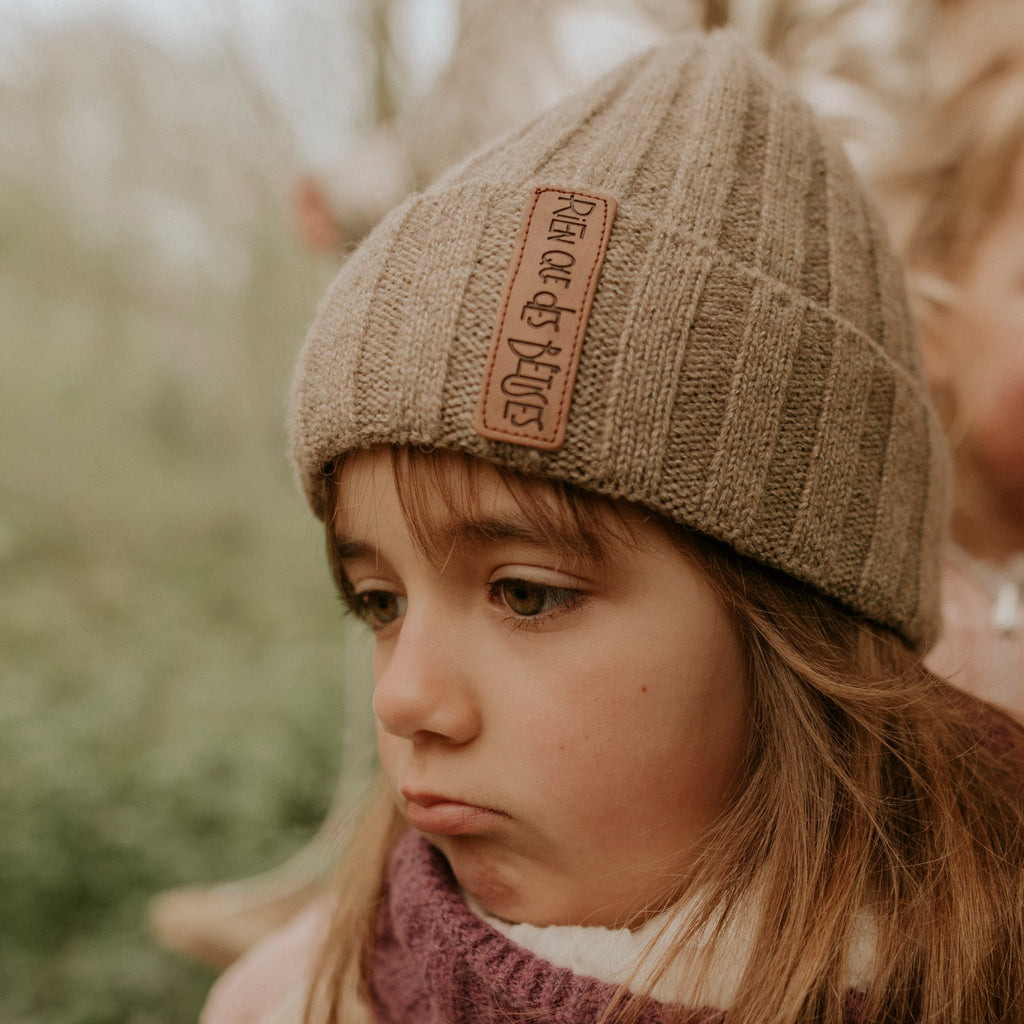 Bonnet enfant en laine taupe