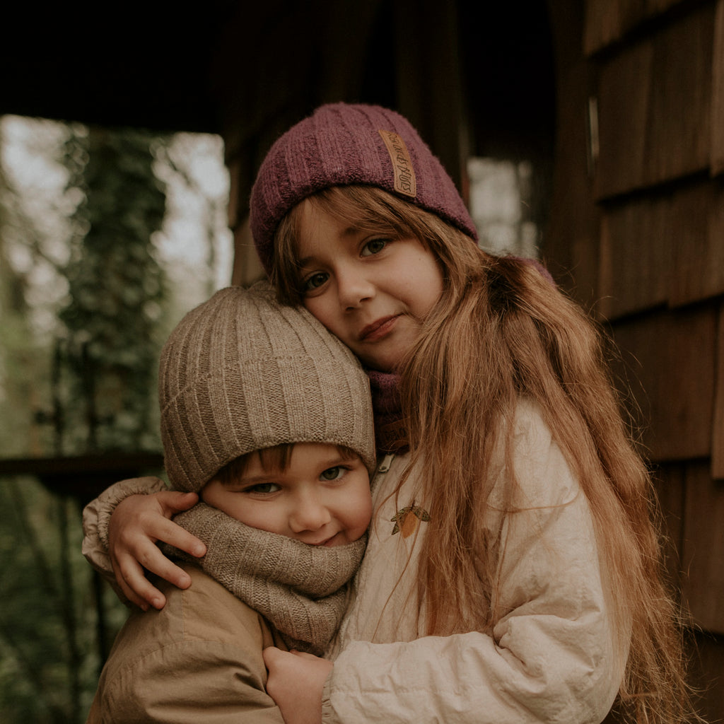 Bonnet enfant en laine taupe