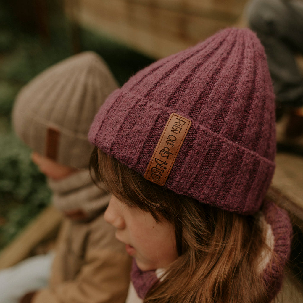 Bonnet enfant en laine parme