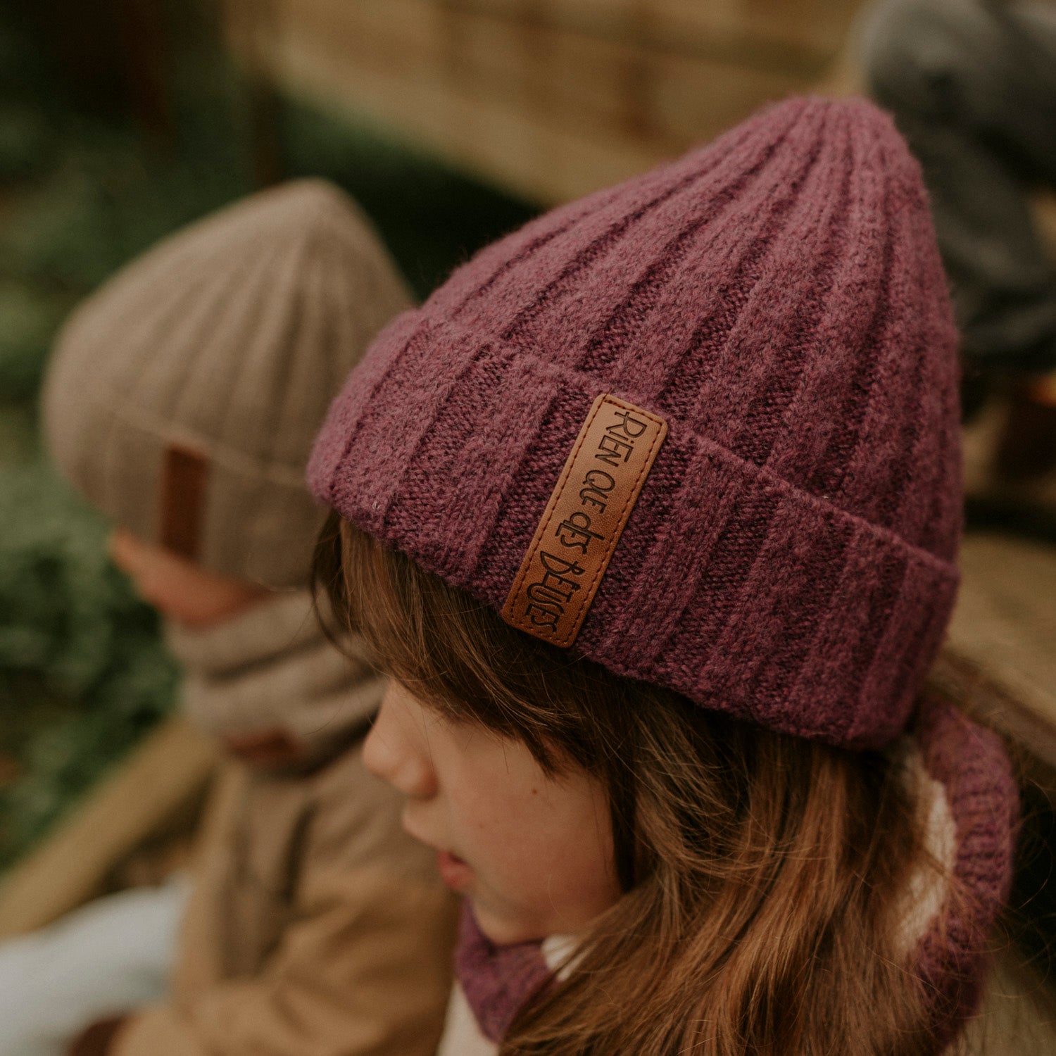 Bonnet enfant en laine parme