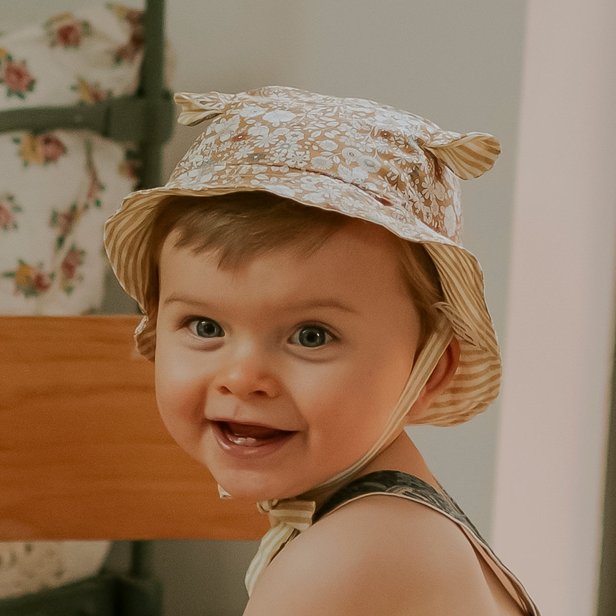 Chapeau liberty june's meadow