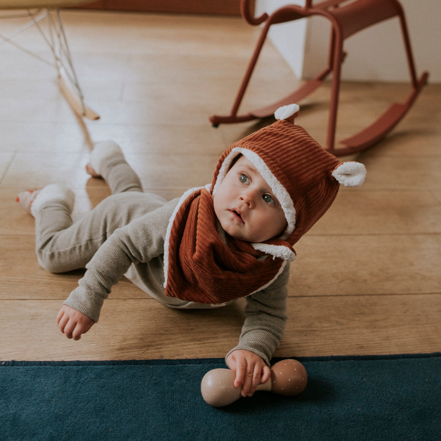 Bonnet velours paprika
