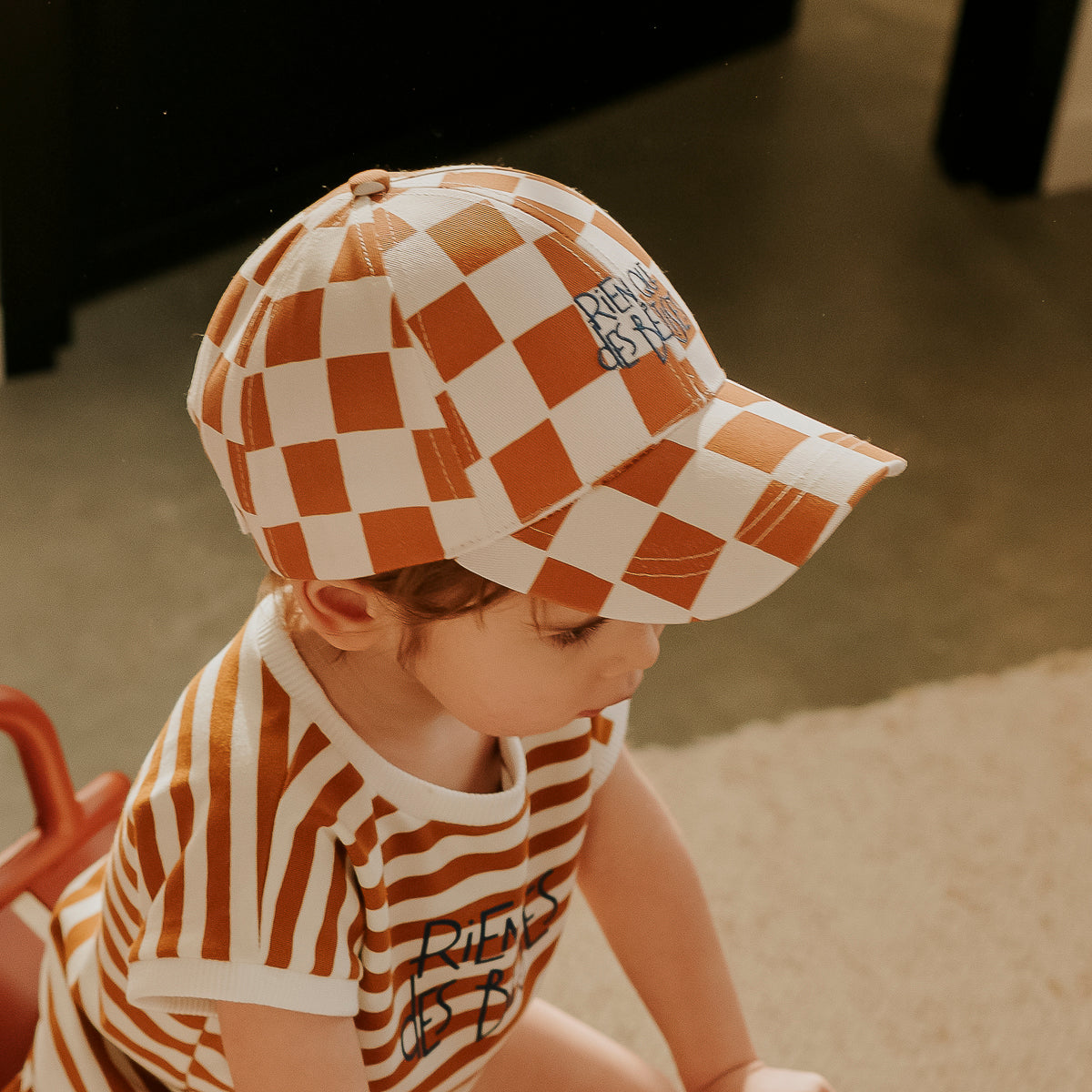 Casquette damier camel rien que des bêtises