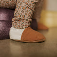 Charger l'image dans la visionneuse de la galerie, chaussons eté camel rien que des bêtises
