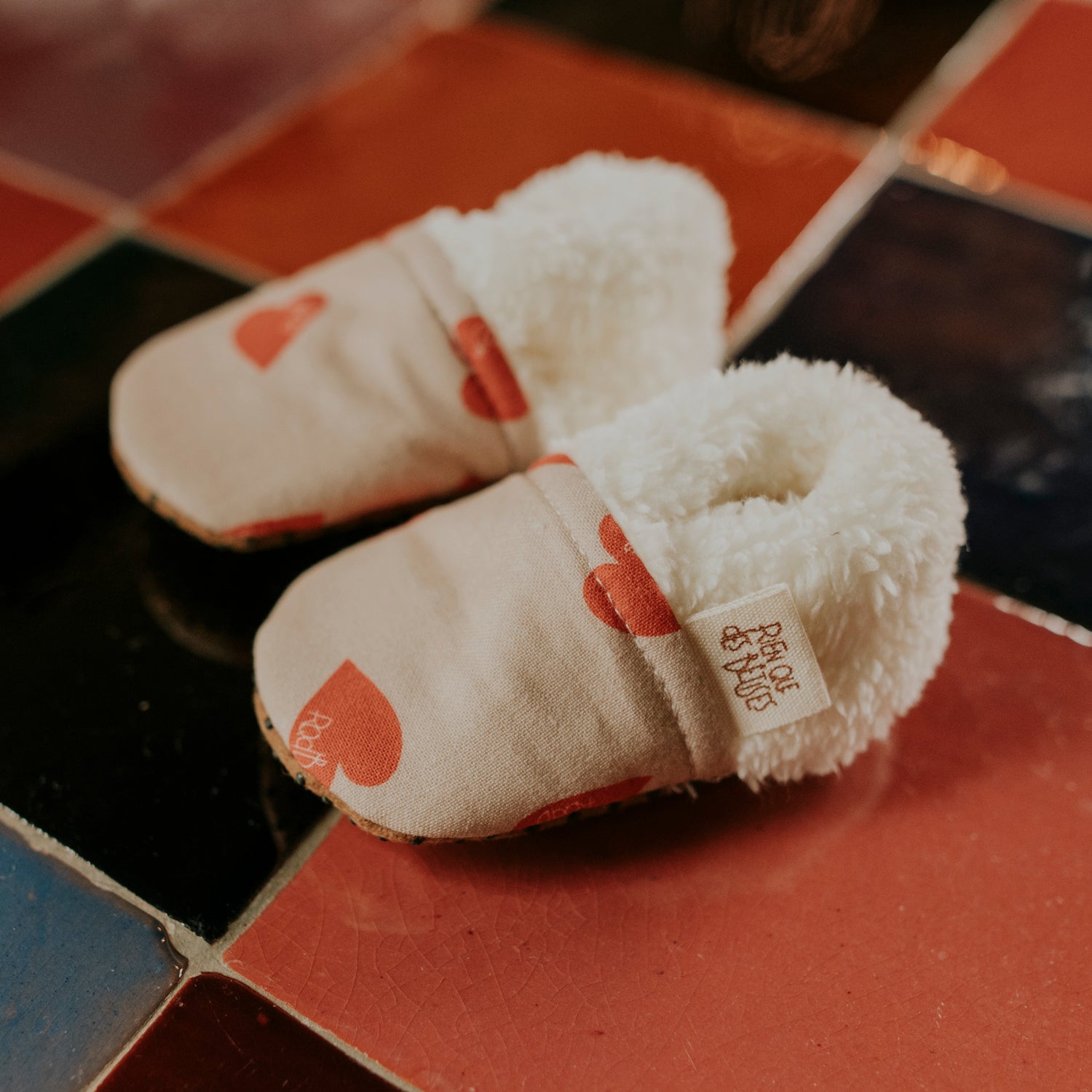 Chaussons coeur rouge