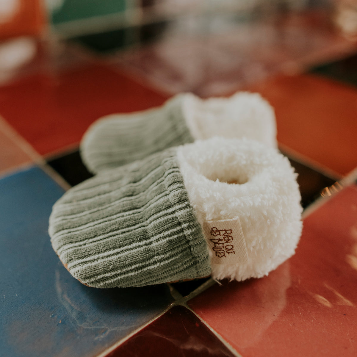 Chaussons velours kaki