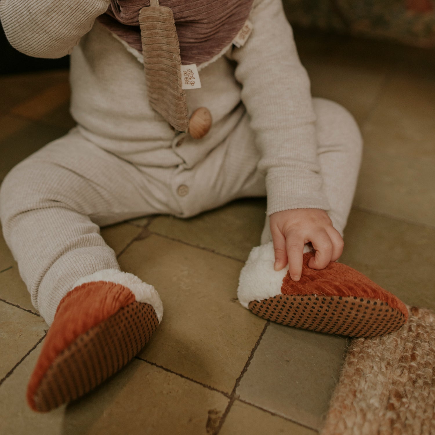 Chaussons velours paprika