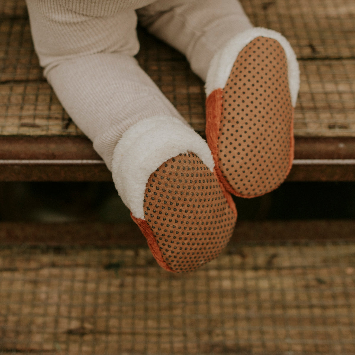 Chaussons velours paprika