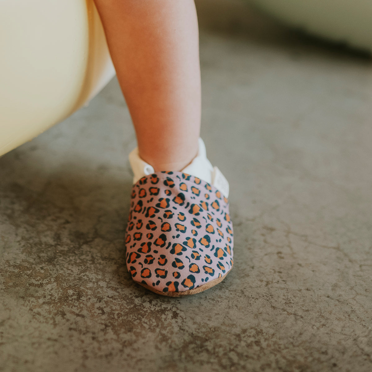 Chaussons UV Graou violet rien que des bêtises