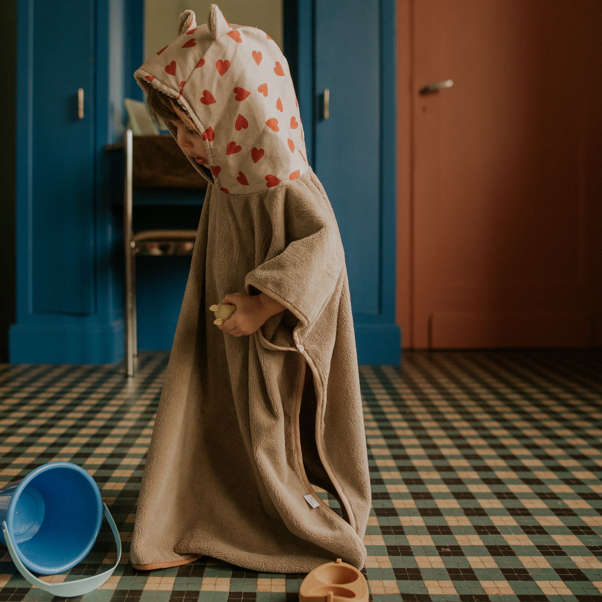 Poncho de bain coeur rouge