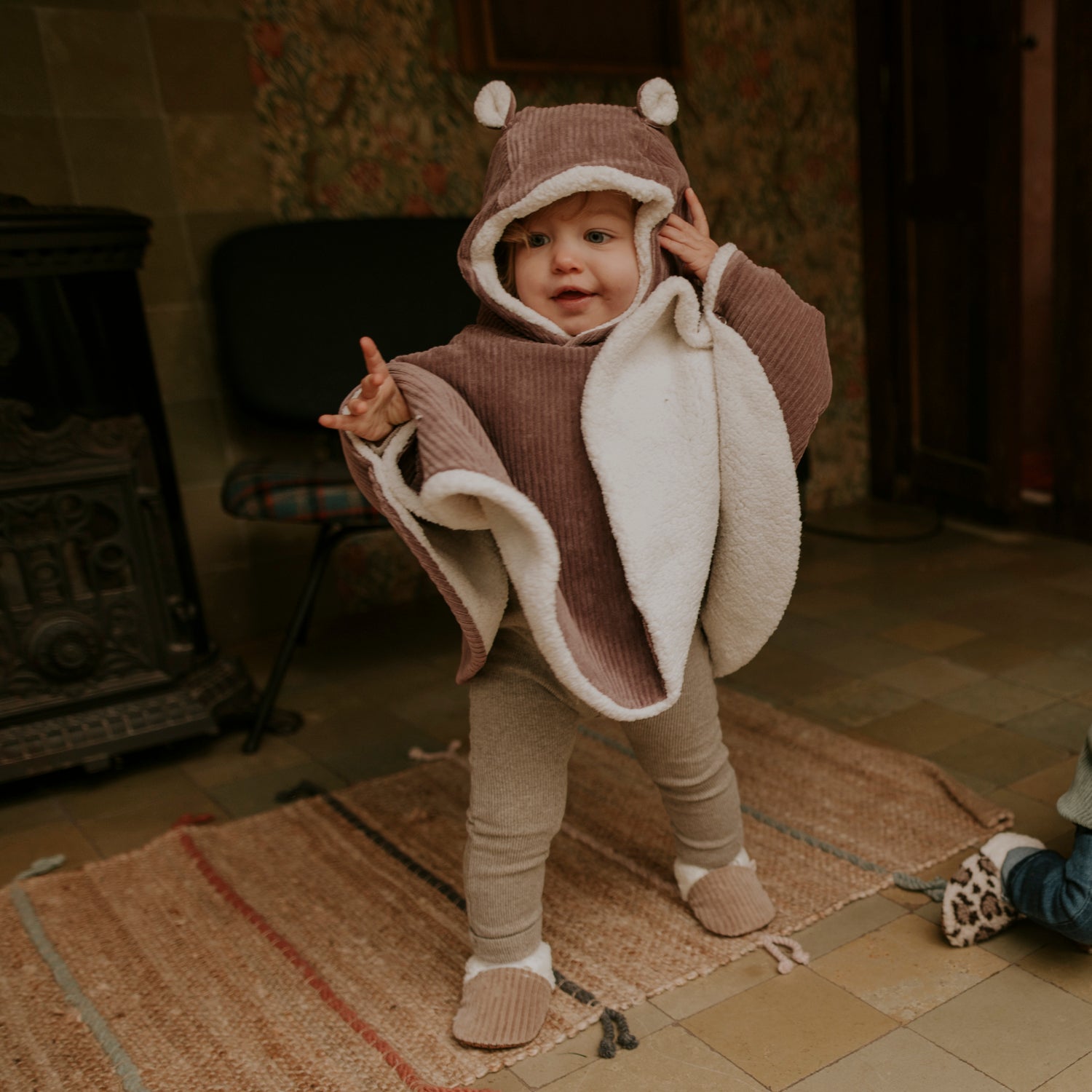 Poncho bébé velours parme