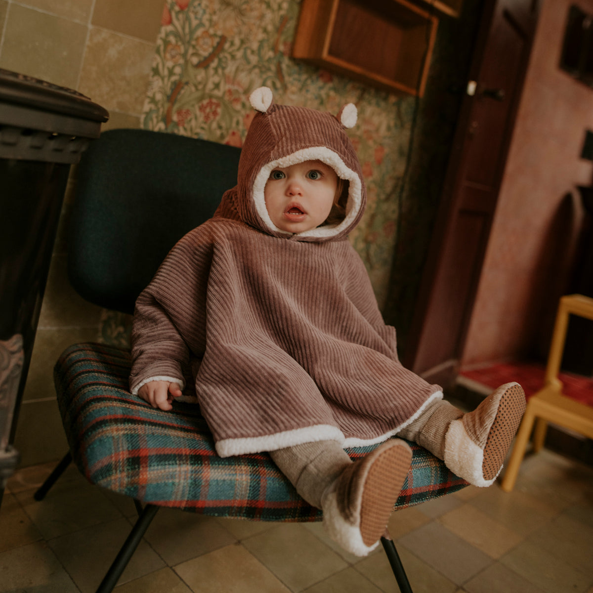 Poncho bébé velours parme