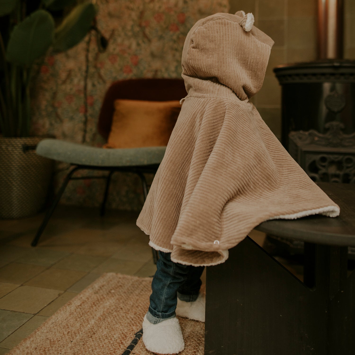 Poncho bébé velours taupe