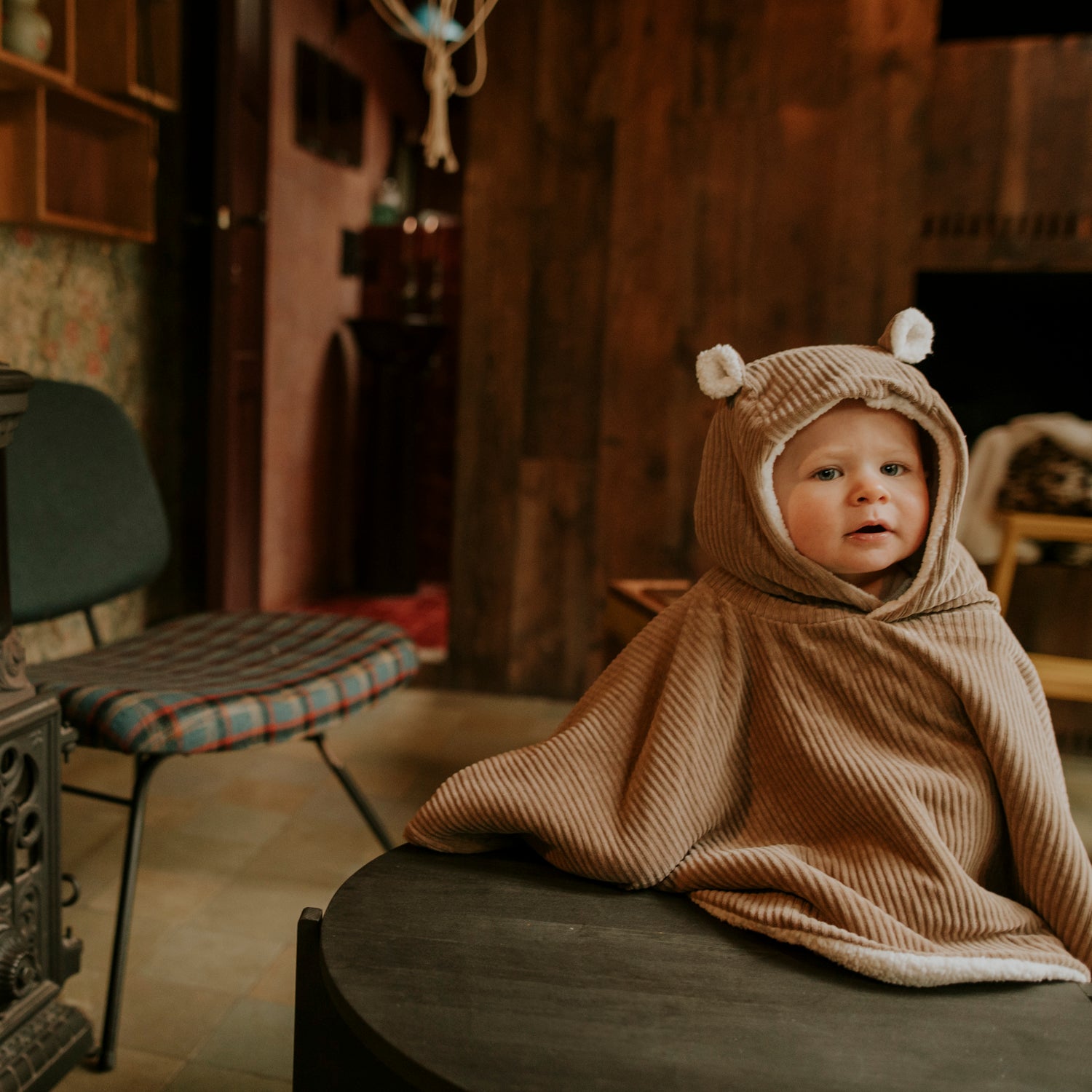 Poncho bébé velours taupe