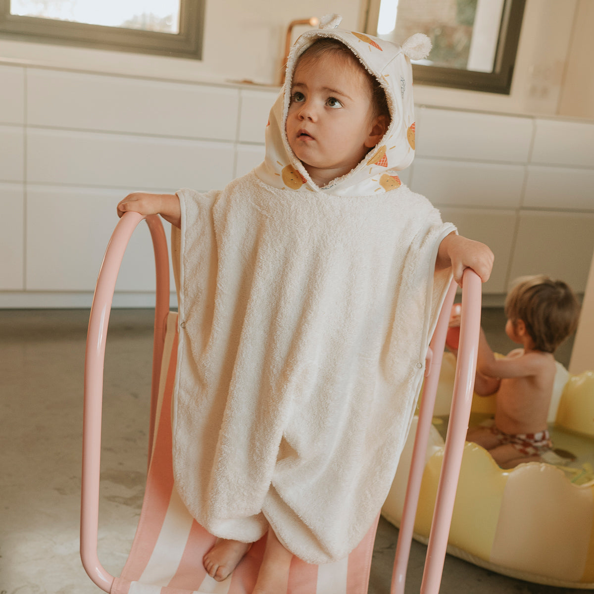 Poncho de bain écru et glace rien que des bêtises