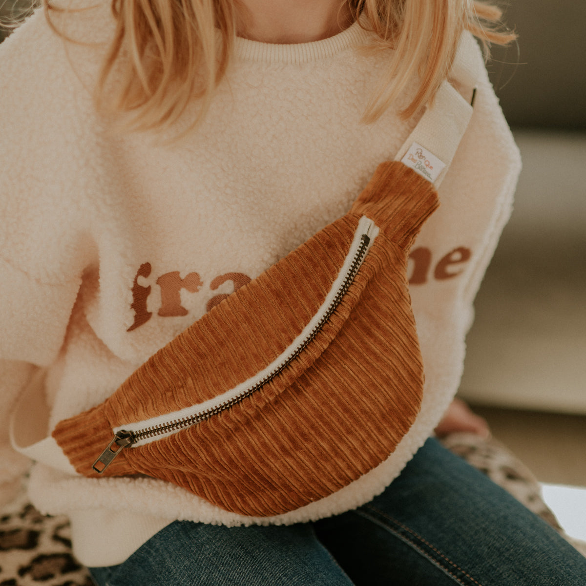 Sac banane velours camel