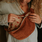 Sac banane velours paprika