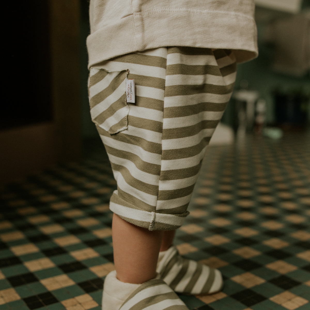 Short rayé kaki