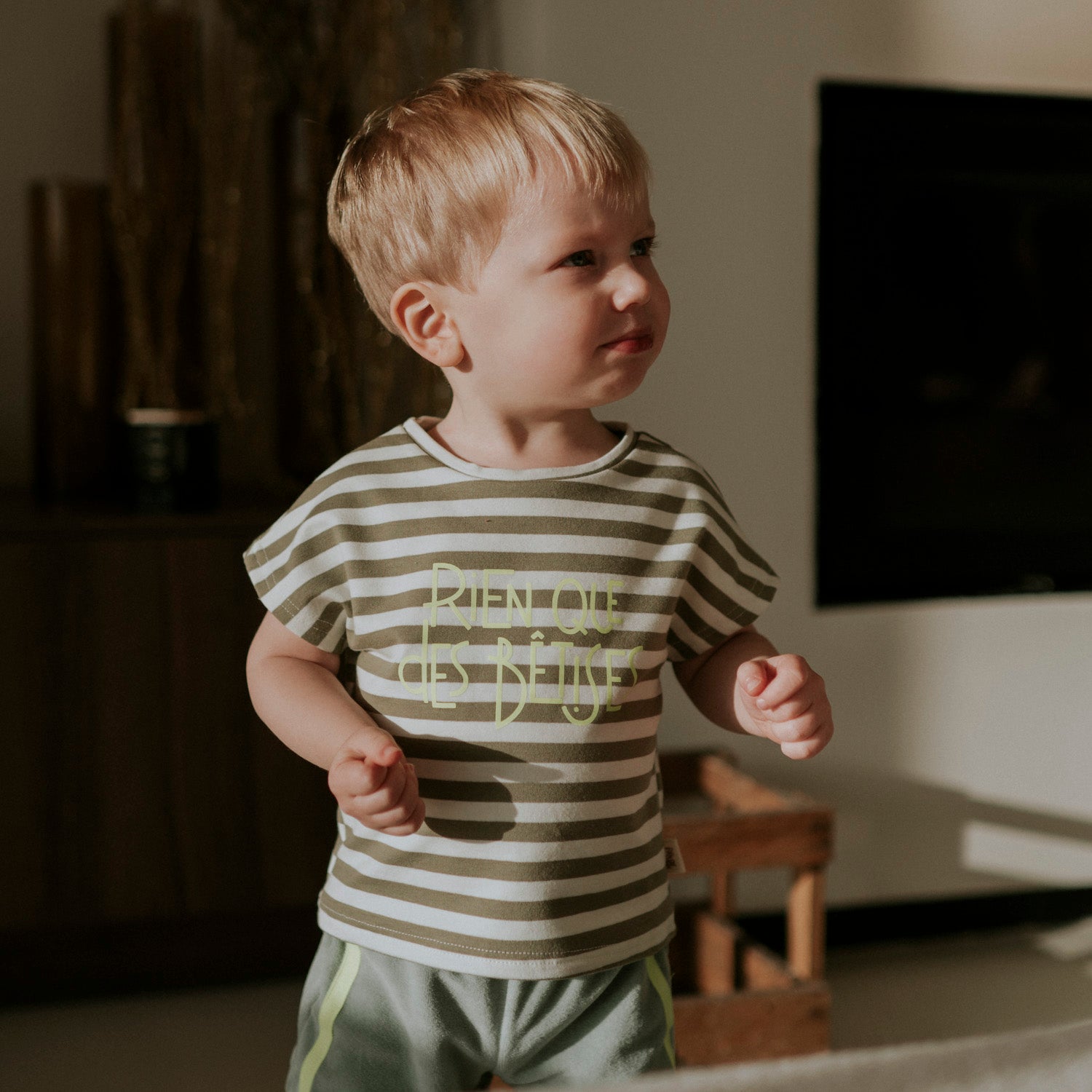 t-shirt rayé vert